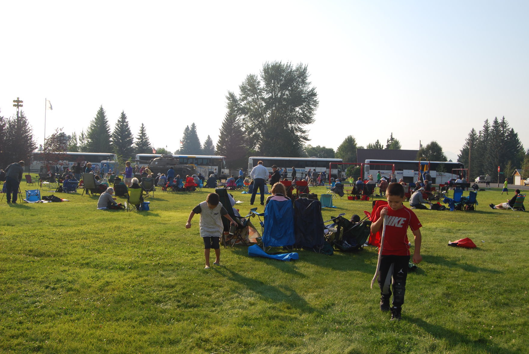 Eclipse bus tour